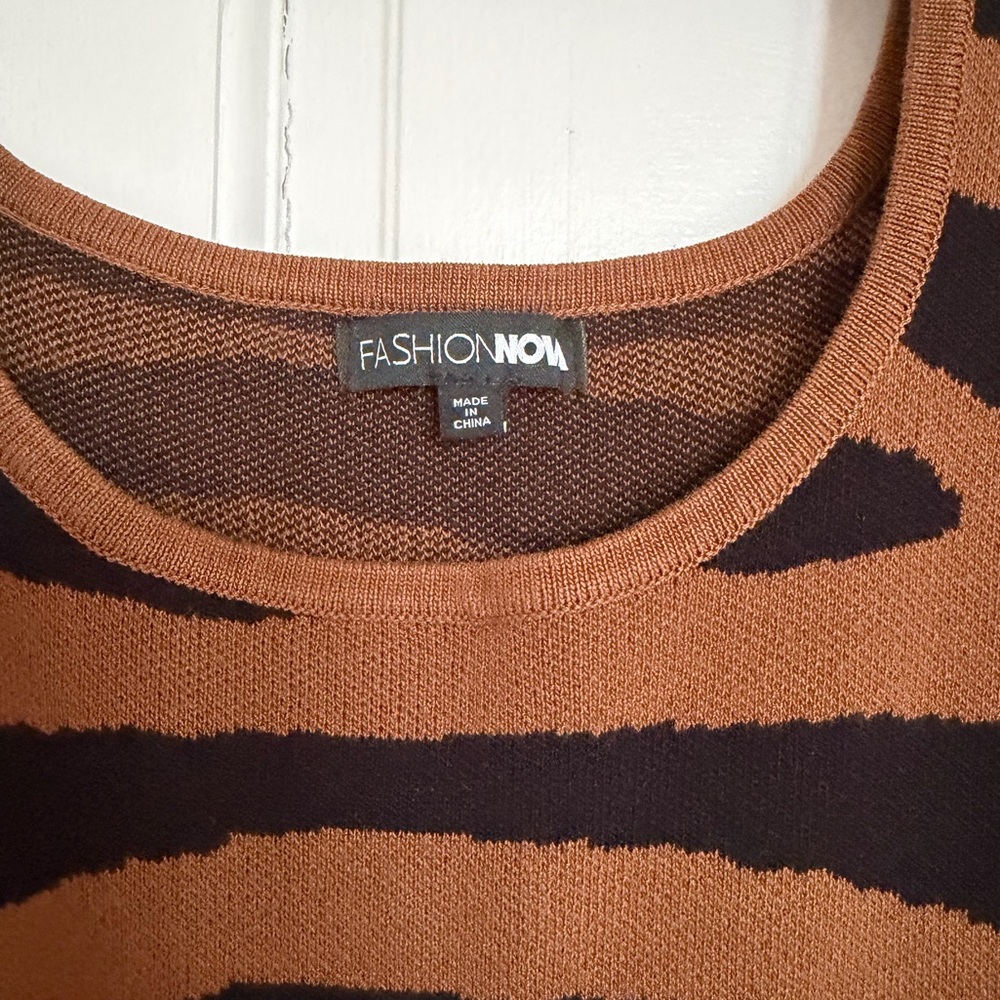 Fashion Nova Zebra Print Long Sleeve Dress Black and Brown Size Medium - Picture 4 of 6